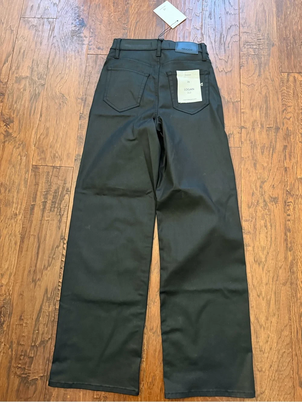 NWT Hidden Logan High Rise Dad Stretch Jeans